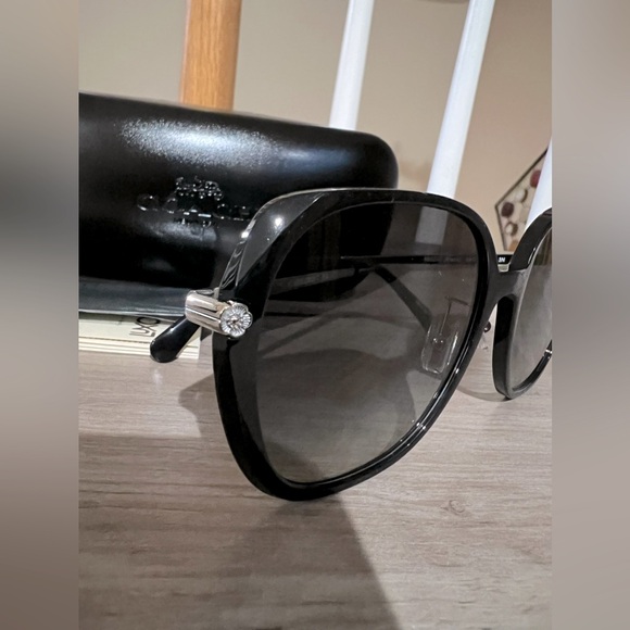 ❌SOLD❌New Coach Women’s Sunglasses - Picture 4 of 10